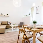 N28 Deluxe Apartment