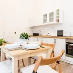 N28 Deluxe Apartment